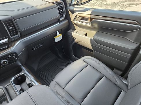 New 2025 Chevrolet Silverado 1500 LT w/ Z71 Off-Road Package image 15