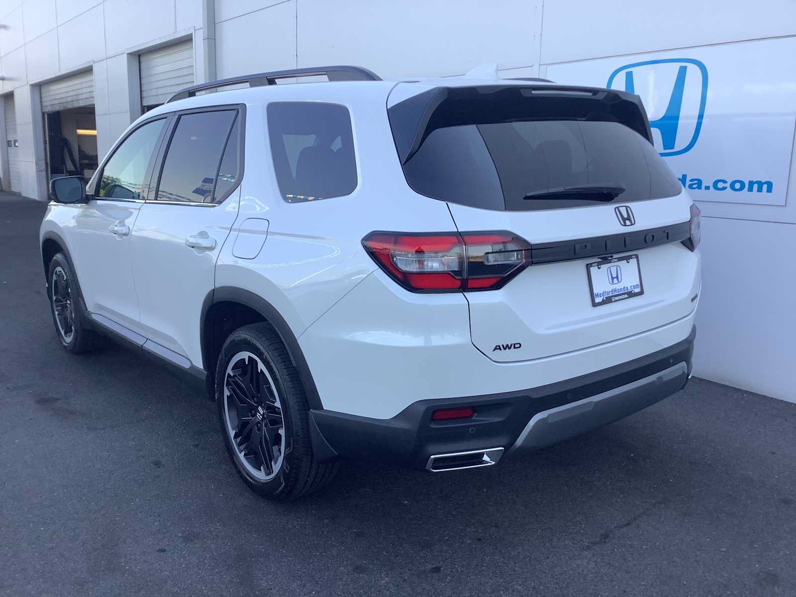 New 2026 Honda Pilot image 4