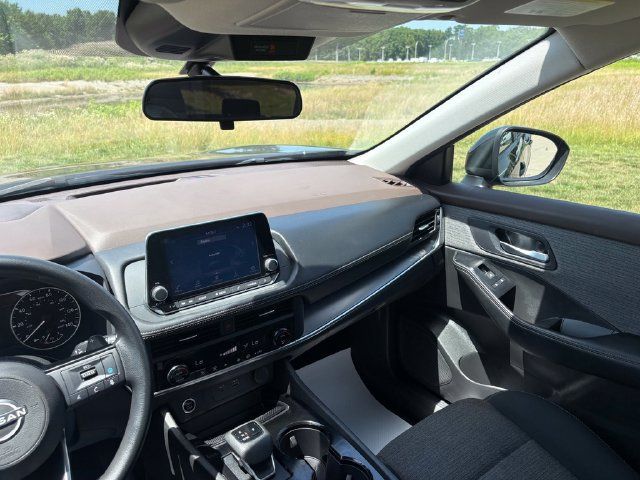 Used 2023 Nissan Rogue SV AWD/4WD image 45