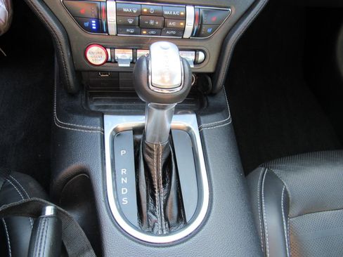 Used 2020 Ford Mustang Premium w/ Equipment Group 201A RWD image 25