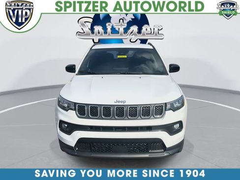 Used 2023 Jeep Compass Latitude AWD/4WD image 4
