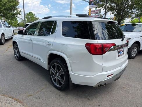 Used 2017 GMC Acadia Denali w/ Technology Package AWD/4WD image 4