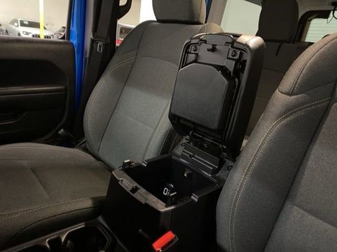 Used 2024 Jeep Wrangler Unlimited image 61