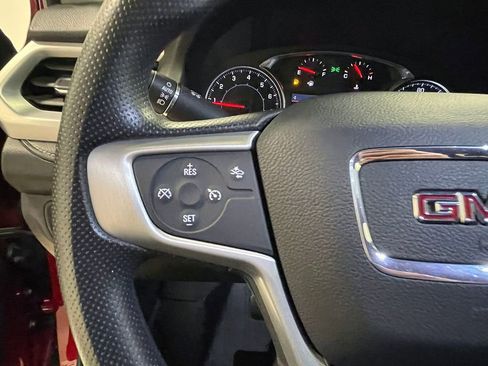Used 2021 GMC Acadia SLE w/ Driver Convenience Package AWD/4WD image 36