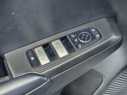 Used 2024 Mitsubishi Outlander SE Black Edition AWD/4WD image 15
