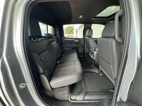 Used 2024 Chevrolet Silverado 1500 High Country AWD/4WD image 27
