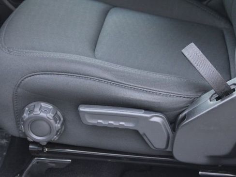 Used 2021 Jeep Wrangler Unlimited Sahara image 14