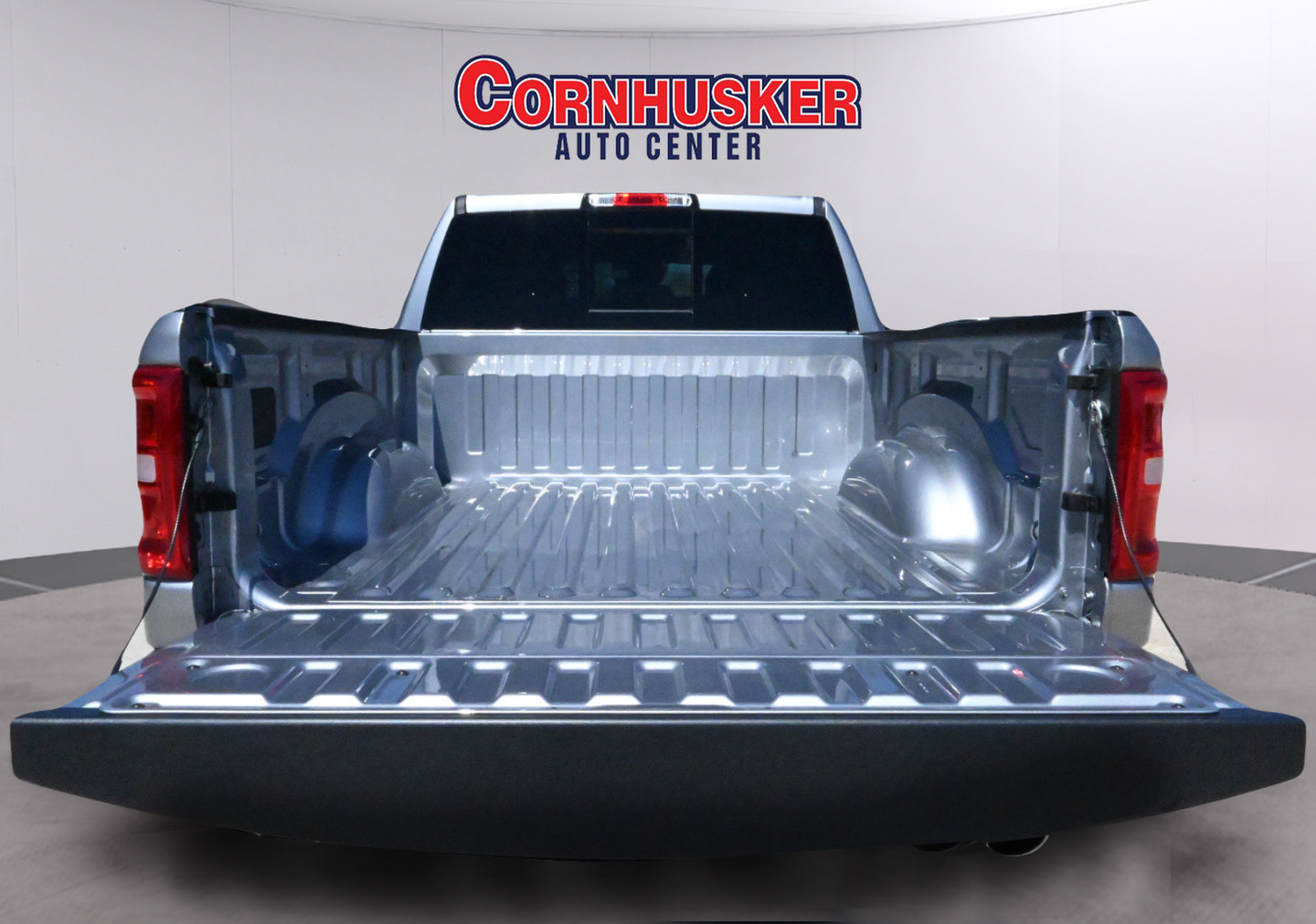 Used 2025 RAM 1500 Big Horn AWD/4WD image 9