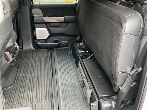 Used 2025 Ford F350 Platinum w/ FX4 Off-Road Package image 47