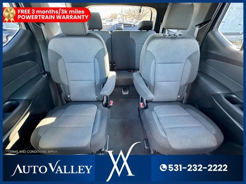 Used 2023 Chevrolet Traverse LT AWD/4WD image 36
