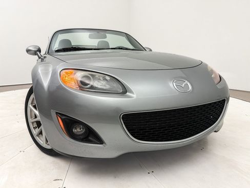 Used 2011 MAZDA MX-5 Miata Grand Touring w/ Premium Pkg image 3