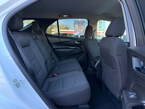 Used 2020 Chevrolet Equinox LT image 26