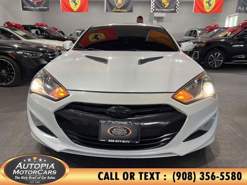 Used 2016 Hyundai Genesis 3.8 image 22