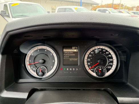 Used 2019 RAM 1500 Tradesman w/ Chrome Appearance Group image 14