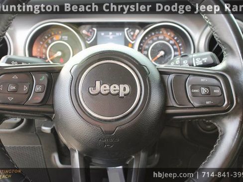 Used 2022 Jeep Wrangler Unlimited Sport image 18