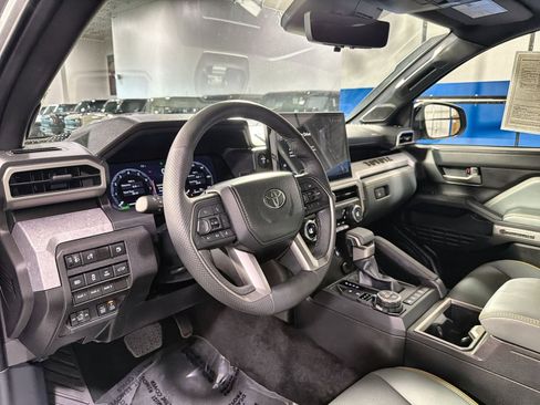 Used 2024 Toyota Tacoma 4x4 Double Cab Hybrid image 22