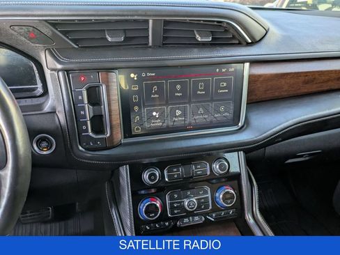 Used 2023 GMC Yukon Denali Ultimate AWD/4WD image 34
