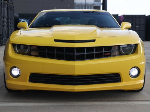 Used 2010 Chevrolet Camaro SS w/ RS Package RWD image 21
