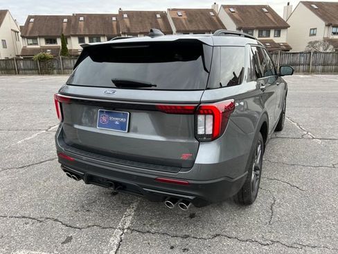 Used 2025 Ford Explorer ST image 10