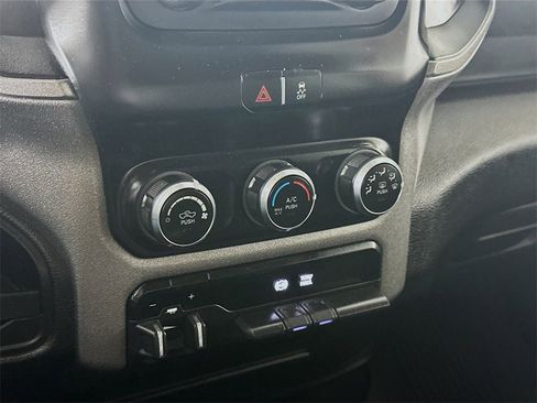 Used 2020 RAM 3500 Tradesman image 18