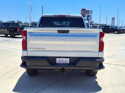 Used 2020 Chevrolet Silverado 1500 W/T w/ WT Value Package AWD/4WD image 7