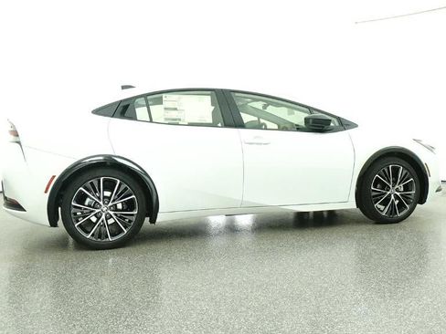 New 2026 Toyota Prius XLE image 26