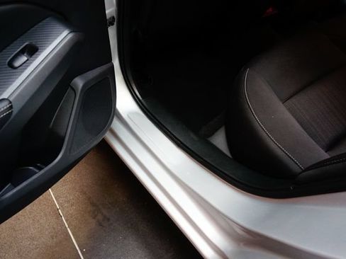 Certified 2025 Nissan Altima 2.5 SV FWD image 38