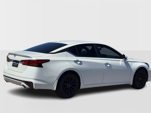 New 2025 Nissan Altima 2.5 SV w/ SV Special Edition Package image 7