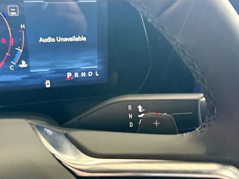 New 2026 Chevrolet Equinox LT w/ Convenience Package II FWD image 17