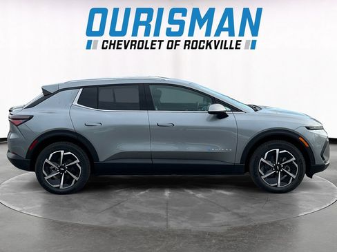 New 2026 Chevrolet Equinox EV LT image 7