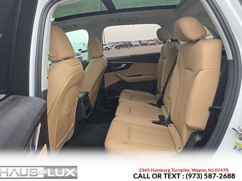 Used 2021 Audi Q7 3.0T Prestige AWD/4WD image 5