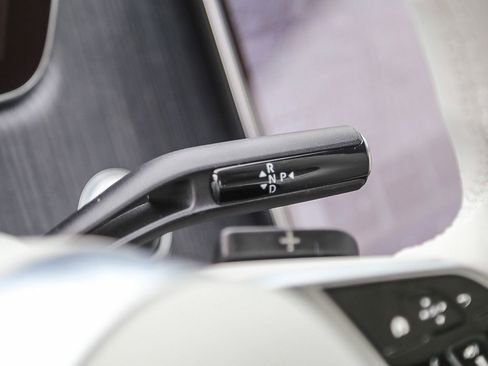 Used 2024 Mercedes-Benz EQE 350+ 4MATIC Sedan image 25