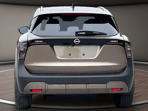 New 2026 Nissan Kicks SV w/ SV Premium Package AWD/4WD image 4
