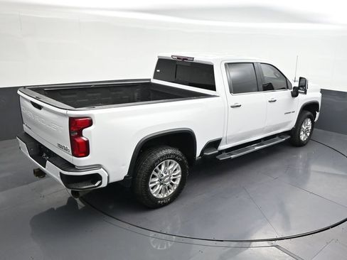 Used 2022 Chevrolet Silverado 2500 High Country AWD/4WD image 21