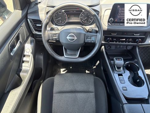 Certified 2025 Nissan Rogue SV FWD image 13