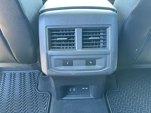 Certified 2023 Volkswagen Atlas Cross Sport SEL Premium R-Line AWD/4WD image 35