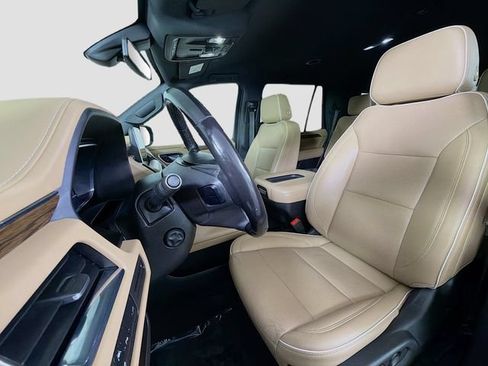 Used 2022 Chevrolet Tahoe Premier RWD image 11
