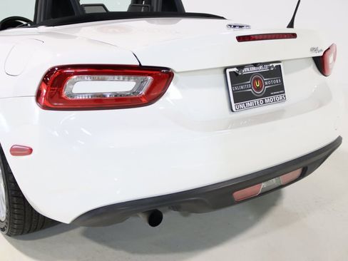 Used 2017 FIAT 124 Spider Classica image 53