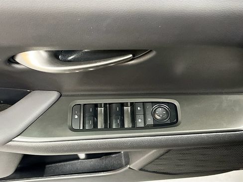 Used 2025 Lexus UX 300h AWD w/ Accessory Package (Z1) image 18
