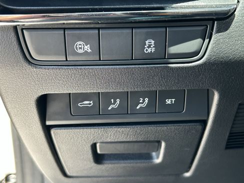 Used 2025 MAZDA MAZDA3 s FWD image 21
