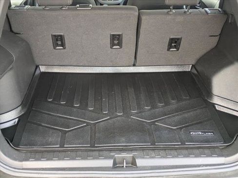 Used 2022 Chevrolet Equinox LS FWD image 6