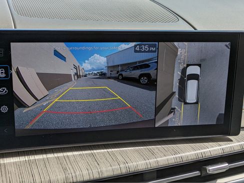 Used 2024 Hyundai Santa Fe Calligraphy image 22