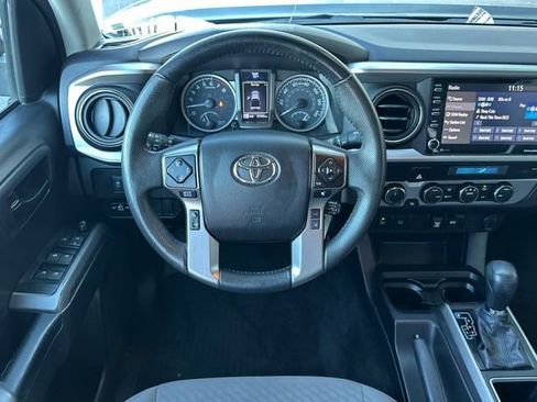Certified 2022 Toyota Tacoma SR5 w/ Technology Package image 18
