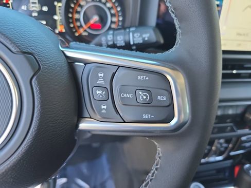 New 2026 Jeep Wrangler Unlimited Sahara AWD/4WD image 11