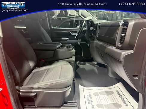 Used 2025 Chevrolet Silverado 1500 LT AWD/4WD image 28