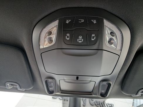 New 2026 Chrysler Pacifica Limited w/ S Appearance Package image 34