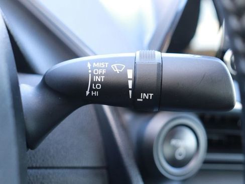 Used 2025 Toyota Prius LE image 21