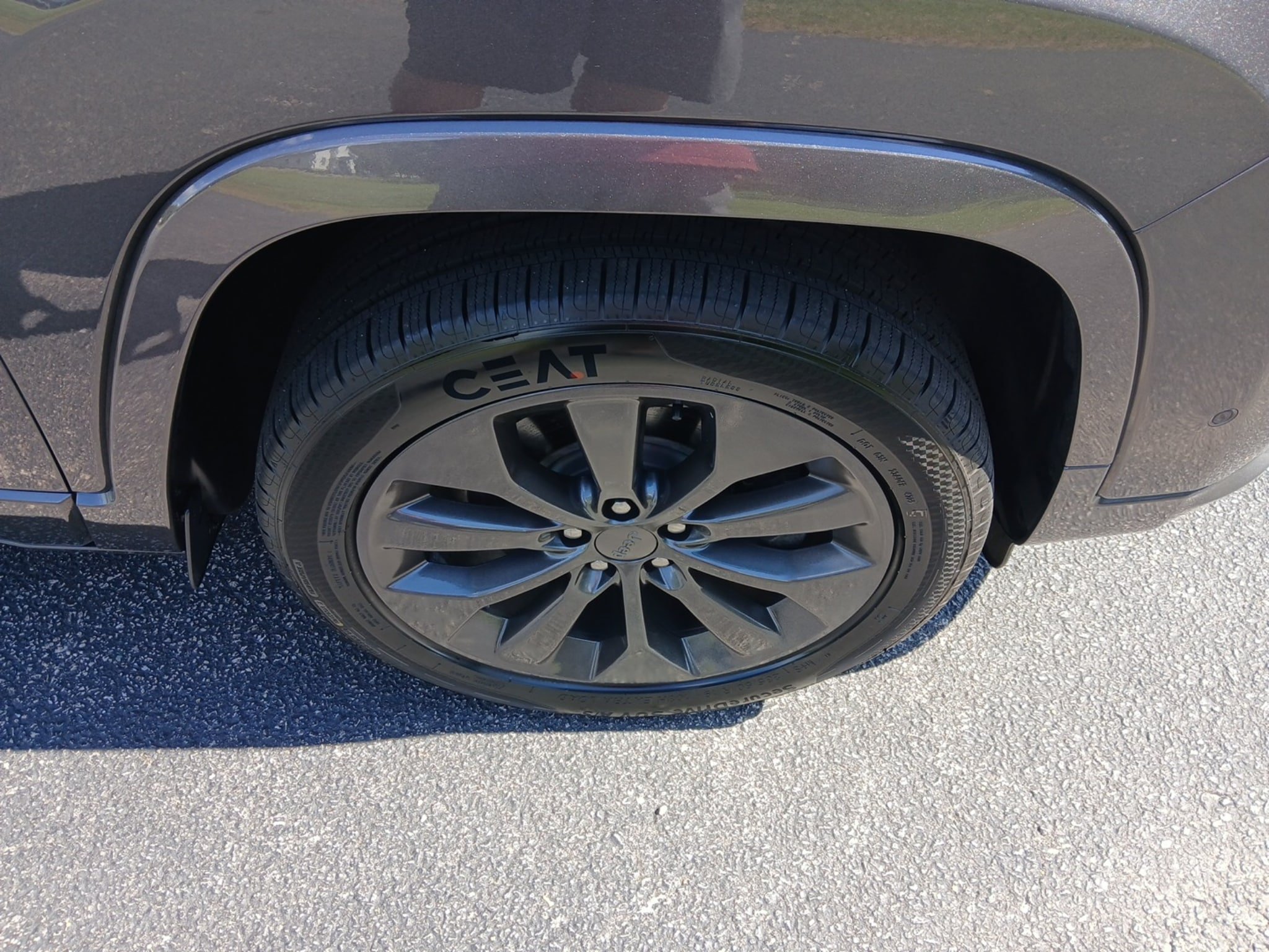 Used 2019 Jeep Cherokee High Altitude FWD image 21