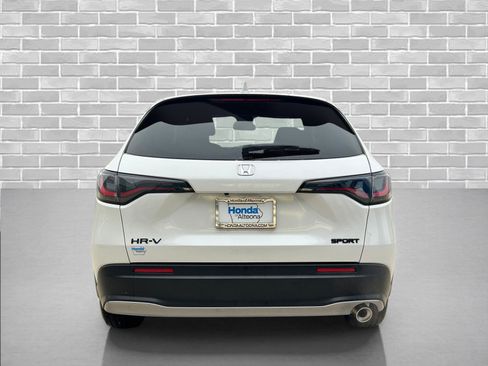 New 2026 Honda HR-V Sport image 4