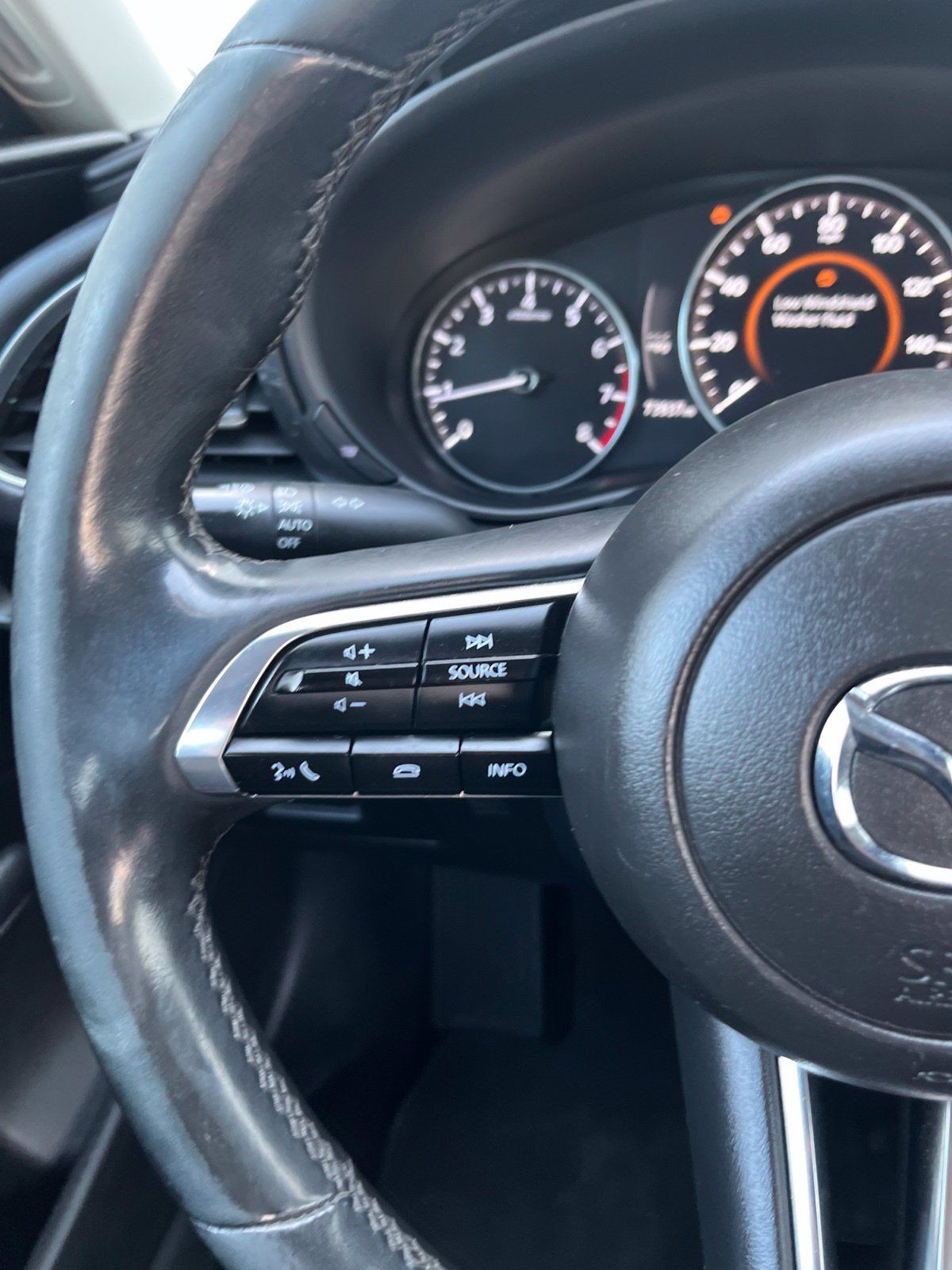 Used 2024 MAZDA MAZDA3 s FWD image 21